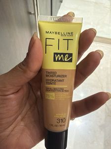 Australian Maybelline Fit Me Tinted Moisturizer