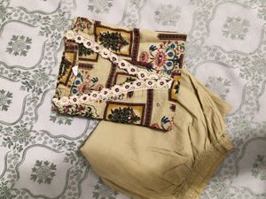 Elegant Printed Kurta with Lace Detail