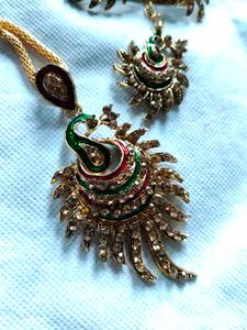 Peacock Design jewellery set with Maangtika