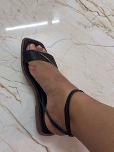 Chic Black Flat Sandals with Gold Chain Detail