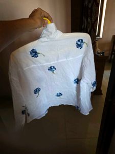 tops  (buy fast)(cash goesfor charity,be a part)