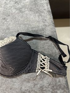Lace Trim Pinstripe Bra