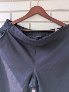 Classic Dark Wash Cropped Pants