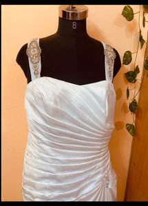 Elegant White Asymmetrical Dress
