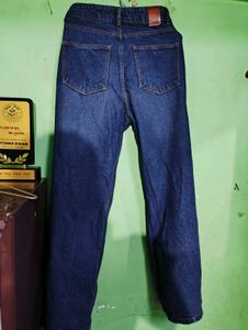 Distressed Wide Leg Jeans