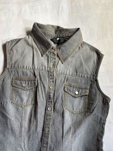 Sleeveless Grey Denim vest