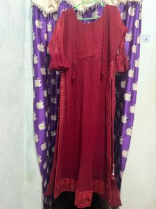 Elegant Maroon Kurta Set with Sequins