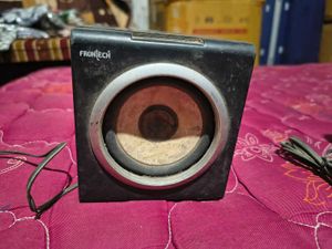 5 Pis Get 1 Free Speaker Good And Running Conditio