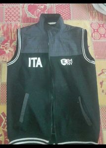 Men's Sleeveless Jacket