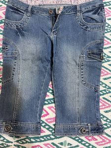 Women's Blue 3/4 Jeans