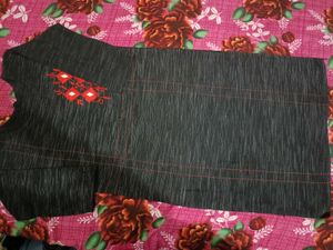 Stylish Embroidered Kurta size-L