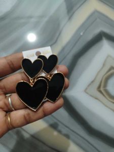 Black Heart Dangle Earrings