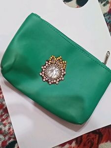 pouch 👝