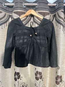 Chic Black Lace Cropped Top