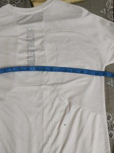 Stylish White Graphic T-shirt