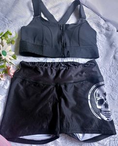 Athletic Set: Sports Bra &amp; Skull Print Shorts