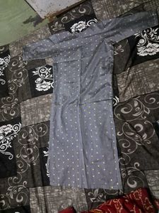 Elegant Grey Kurta with Gold Polka Dots