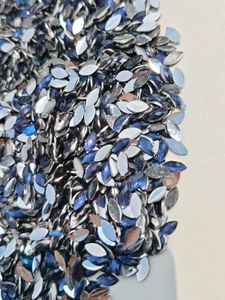 Marquise Shape Blue Rhinestones it's 600 gram