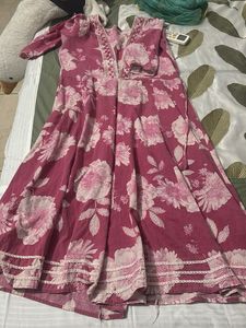 Stylish Pink Floral Kurta Set with Dupatta