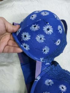 Charming🔥big pedded  Blue Floral Bra