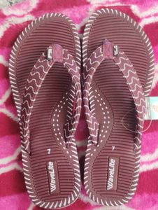 WaveLite Flip Flops - Size 7