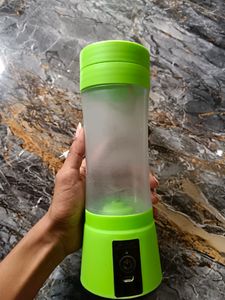 Portable Blender with charger