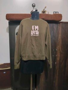 I'm Late Graphic Sweatshirt