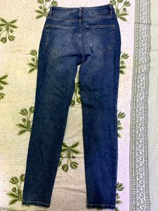 H&amp; M Blue Jeans