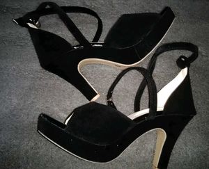 Chic Black Platform Stiletto Heels