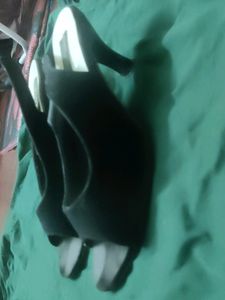 Heels Black