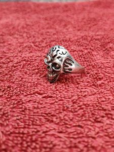 Skull Ring - Edgy Accessory