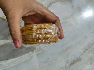 Yellow & Pearl Bangle Set