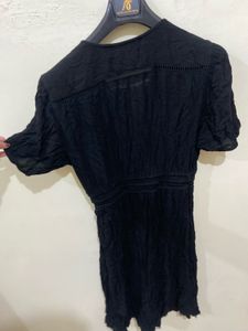 Chic Black Lace V-Neck Mini Dress