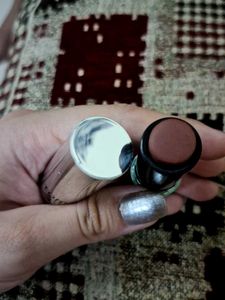 Sheer Lipstick for a Natural Look