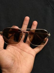 Stylish Gold Aviator Sunglasses