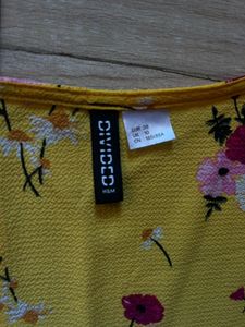 H&amp;M Yellow Floral Wrap Dress