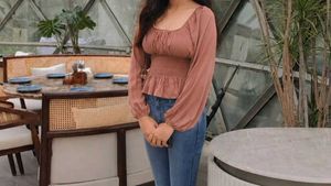 Chic Smocked Peplum Top colour golden brownish