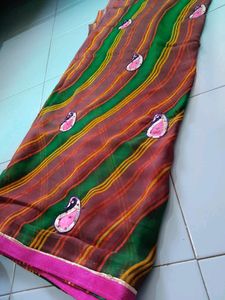 Lehariya Saree With Unstitched Blouse