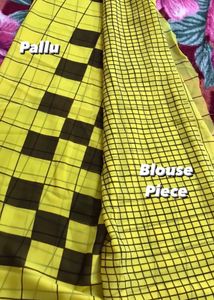 Yellow Chiffon Saree With Unstitched Blouse