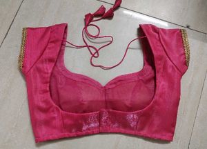 padded blouse