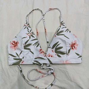 🪔 Floral Print Bikini Top