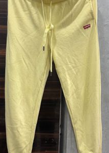 3 Levi’s Slim Fit Joggers
