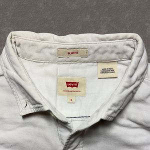 Levi's Button-Up Shirt