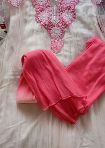 Beautiful Pink & White Kurta Set