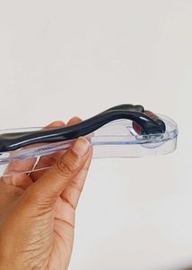 Microneedle Derma Roller