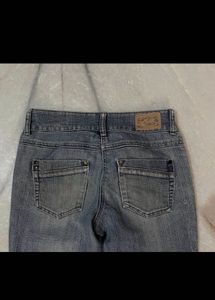 Washed low rise jeans