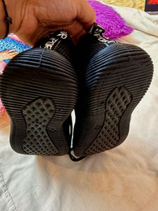 Nike Dupe black sneakers 🖤