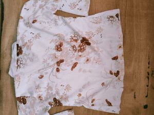 Chic Floral Print top