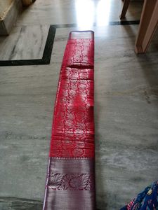 saree with contrst blouse new one