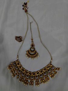 Elegant Pearl &amp; Stone Necklace Set
